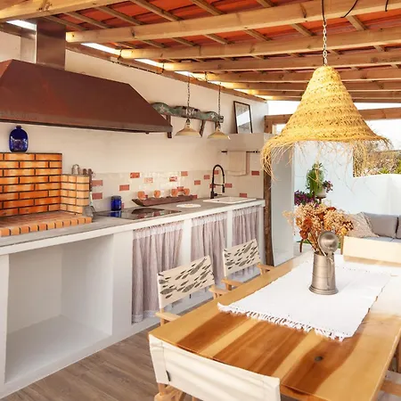 וילה The Indigo Windmill Retreat *