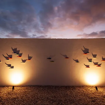 The Indigo Windmill Retreat לוריניה