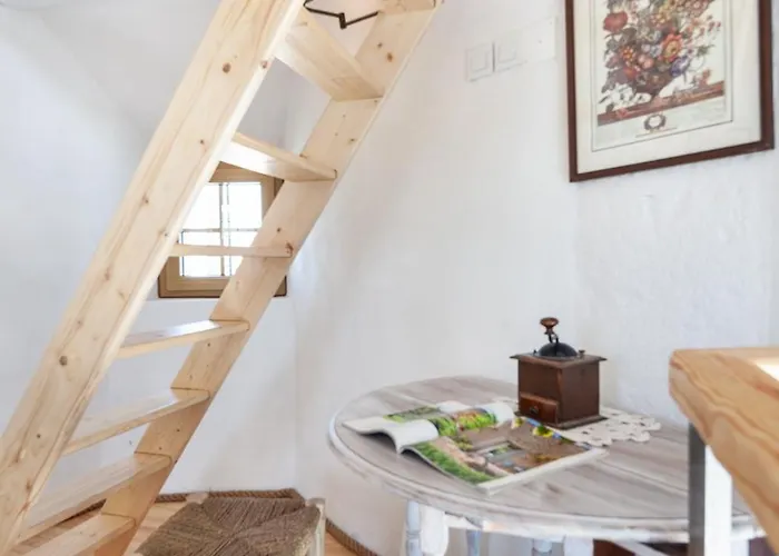 The Indigo Windmill Retreat * Lourinha (Lisbon)